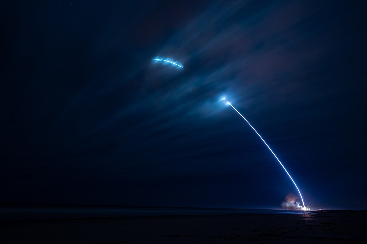 New Glenn rocket launching from Space Launch Complex 36, January 2025